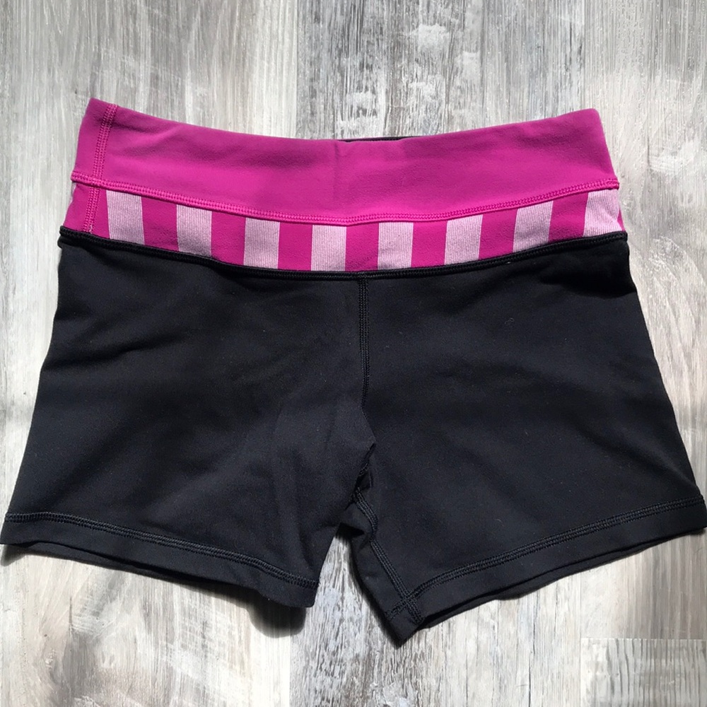 Lululemon size 4 shorts